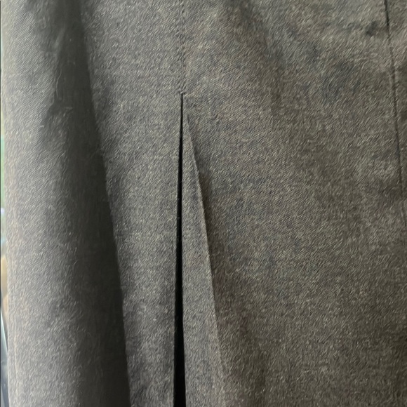 Armani Collezioni Charcoal Classic A-Line Skirt - Made in Italy - Picture 4 of 6